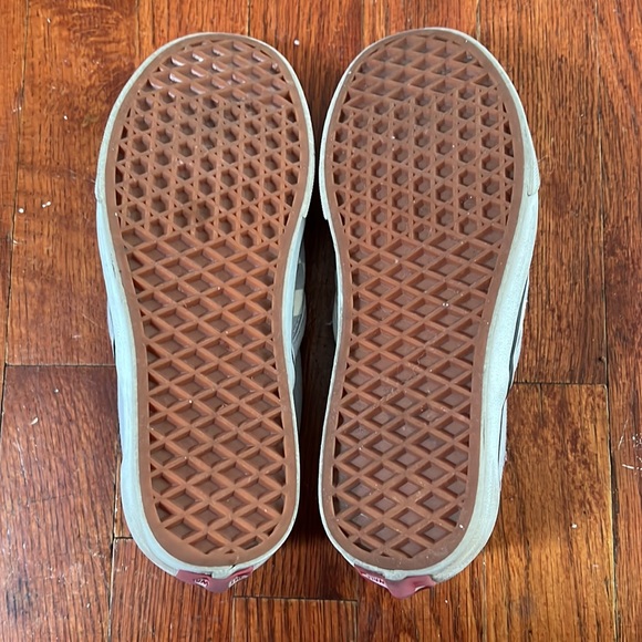 Vans checker slip on sneakers size 5(men) 6.5(women) - Picture 2 of 8